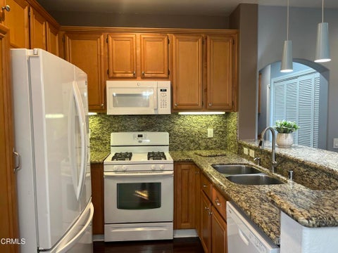 Tiny photo for 2342 Kipana Avenue, Ventura, CA 93001 (MLS # V1-39023)