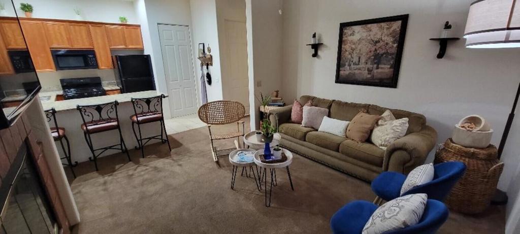50680 Santa Rosa Plaza 4