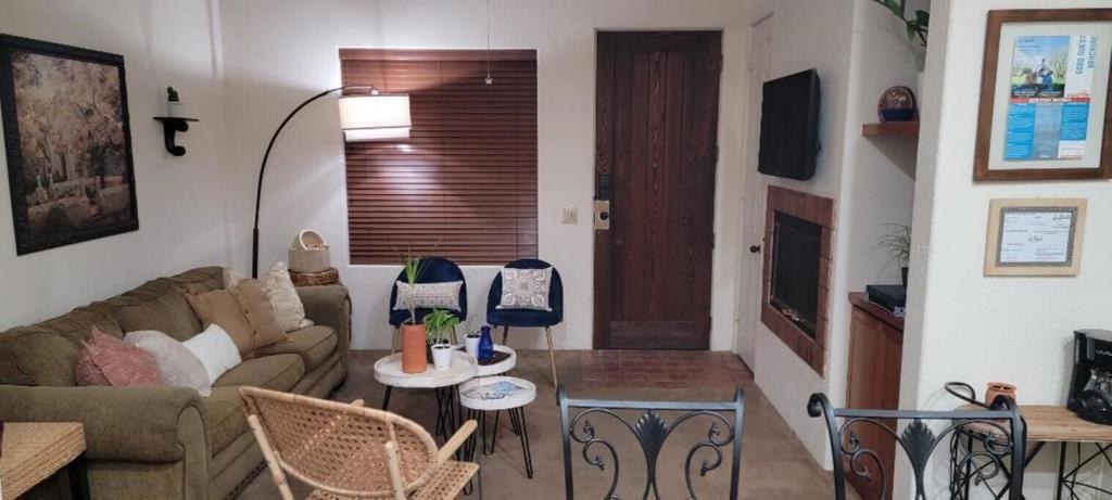 Casitas Las Rosas - Residential