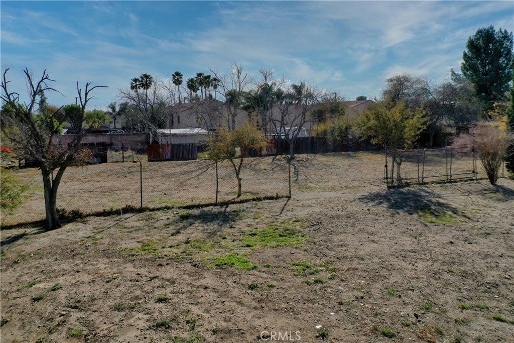 193 N Maple Avenue