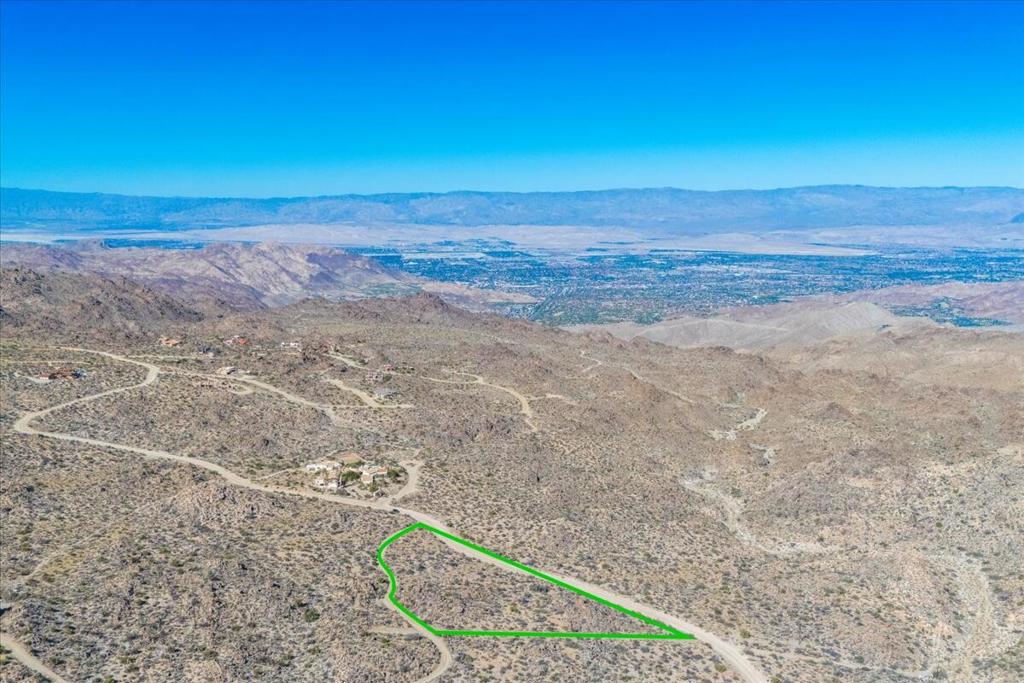 Royal Carrizo - Land