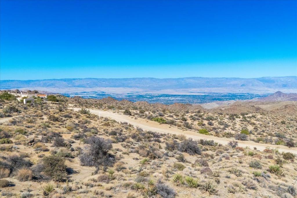 Royal Carrizo - Land