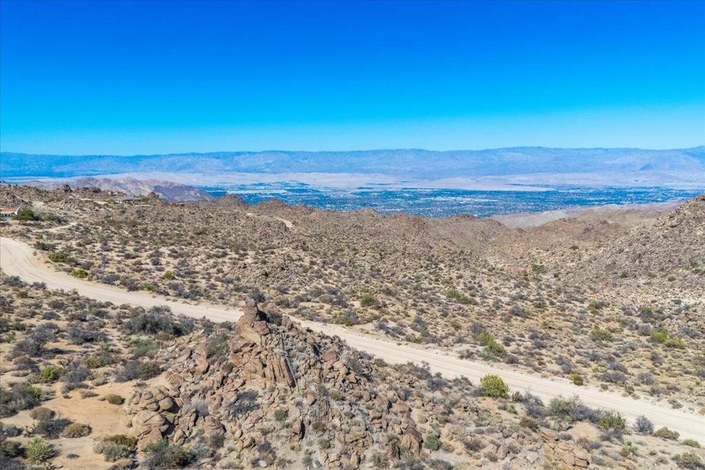 Royal Carrizo - Land