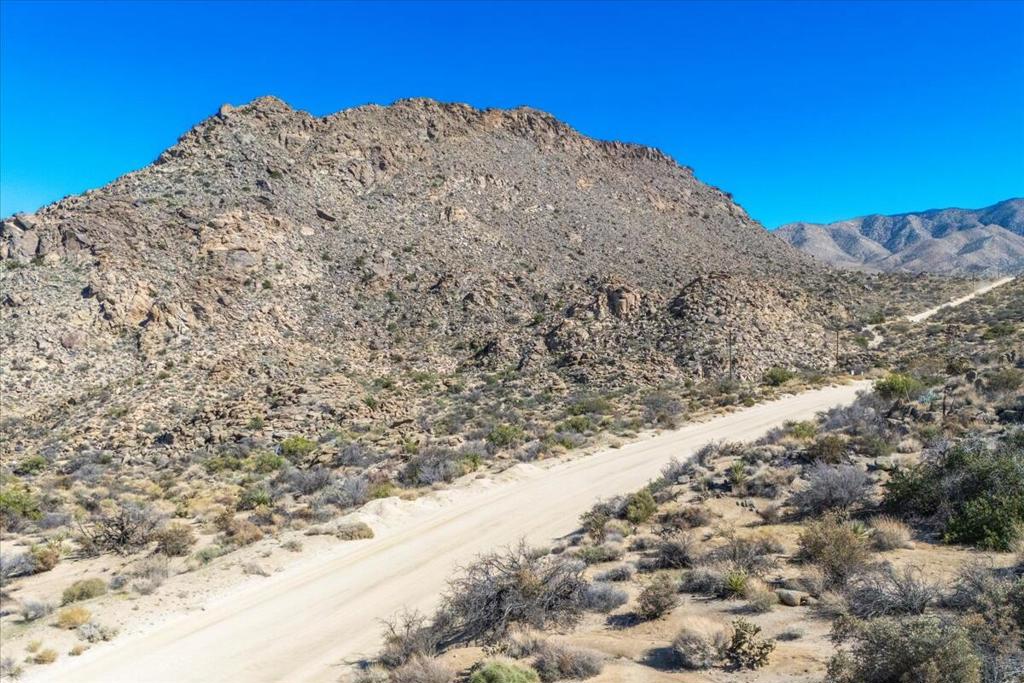 Royal Carrizo - Land