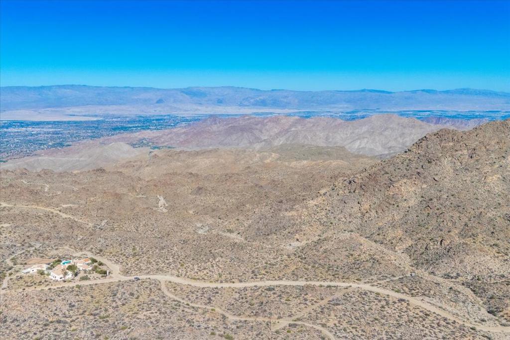 Royal Carrizo - Land