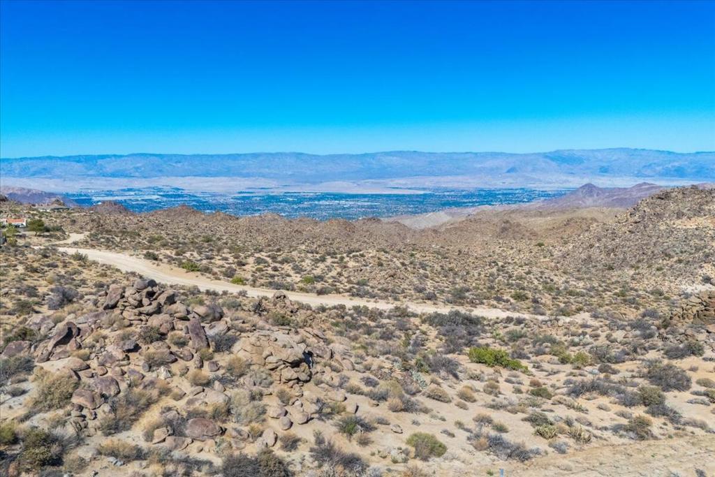 Royal Carrizo - Land