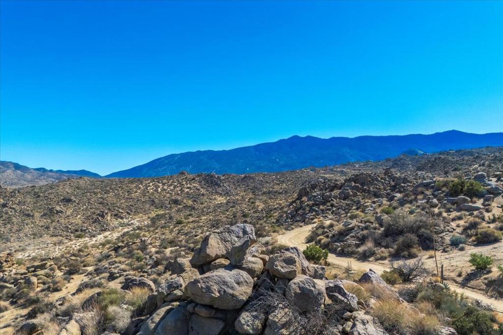 Royal Carrizo - Land