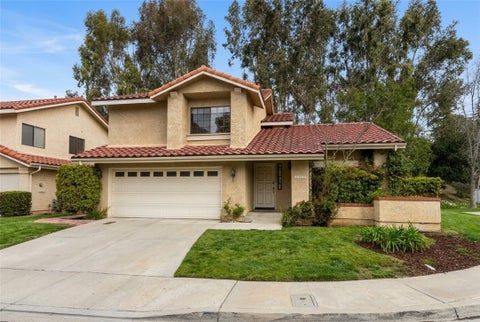 Photo of 6691 Summerhill Court, Oak Park, CA 91377 (MLS # SR26207889)