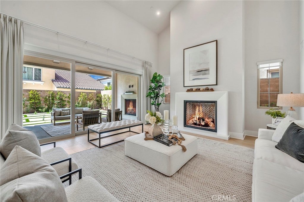 207 Pinnacle