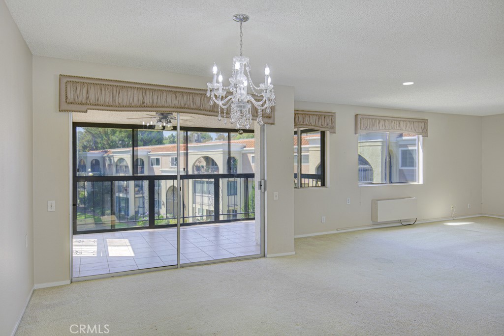 5511 Paseo del lago W 3F