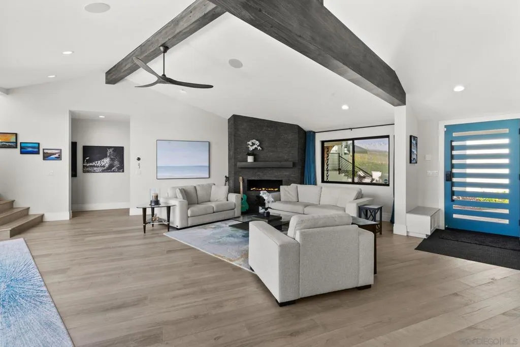 La Jolla, California 92037, United States, 4 Bedrooms Bedrooms, ,4 BathroomsBathrooms,Residential,Active,137190