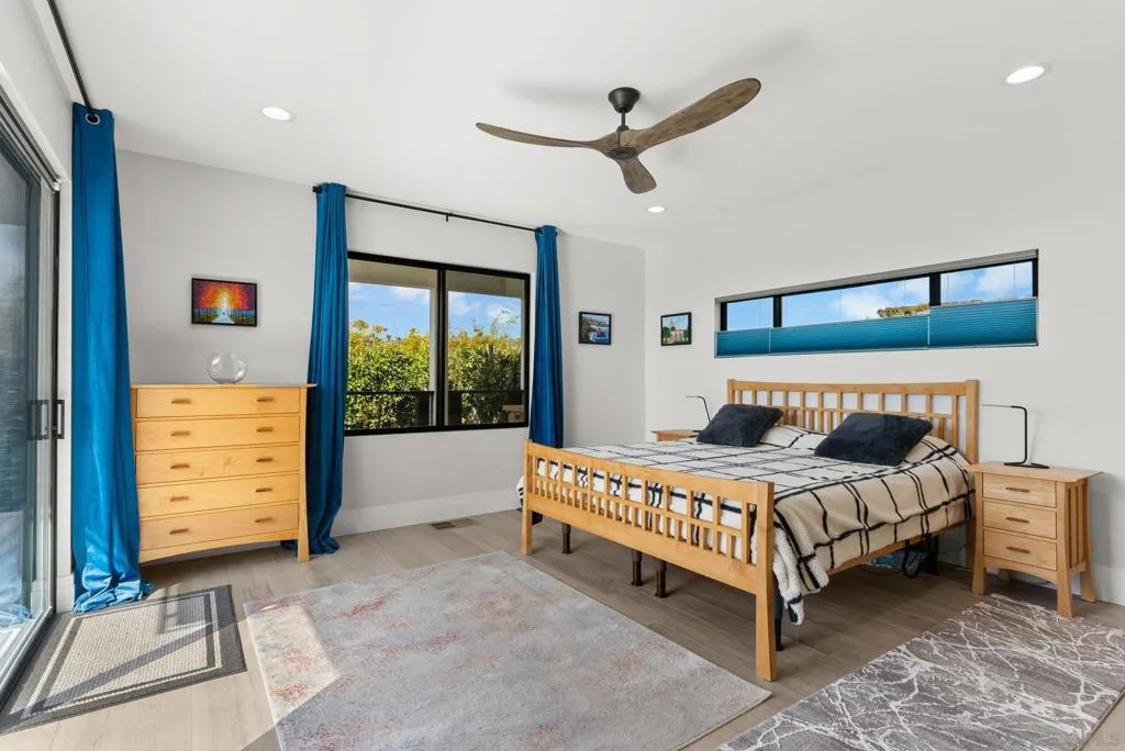 La Jolla, California 92037, United States, 4 Bedrooms Bedrooms, ,4 BathroomsBathrooms,Residential,Active,137190