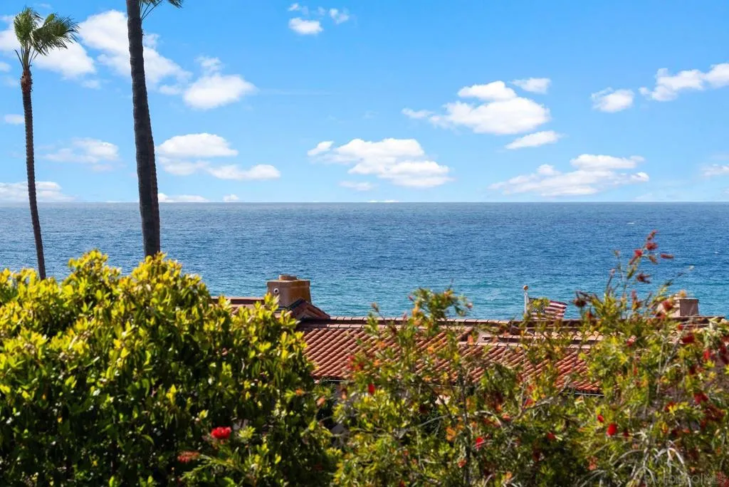 La Jolla, California 92037, United States, 4 Bedrooms Bedrooms, ,4 BathroomsBathrooms,Residential,Active,137190
