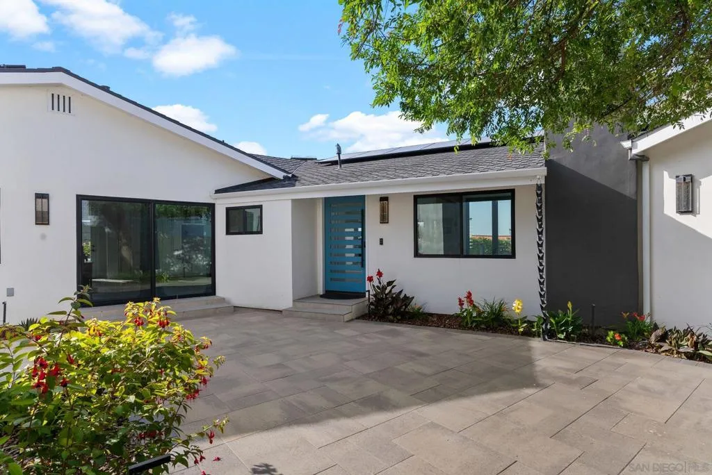 La Jolla, California 92037, United States, 4 Bedrooms Bedrooms, ,4 BathroomsBathrooms,Residential,Active,137190