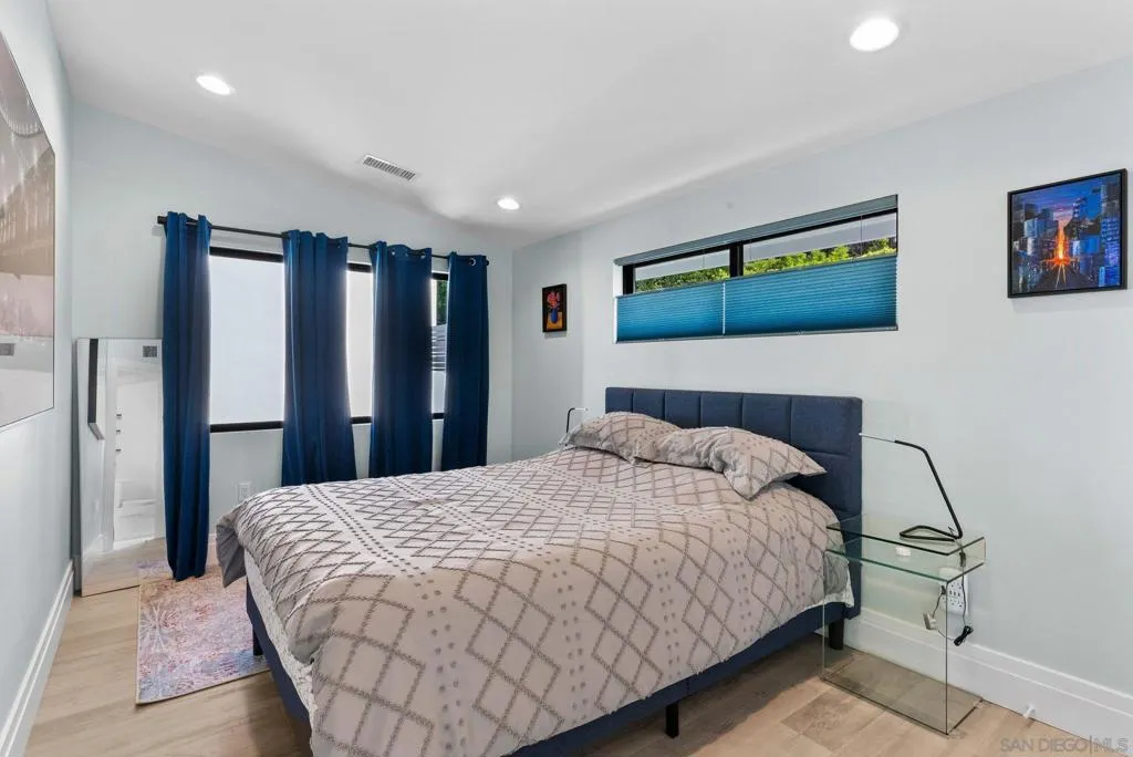 La Jolla, California 92037, United States, 4 Bedrooms Bedrooms, ,4 BathroomsBathrooms,Residential,Active,137190