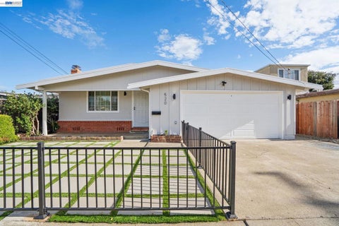 Photo of 520 Celia St St, Hayward, CA 94544 (MLS # 41146673)