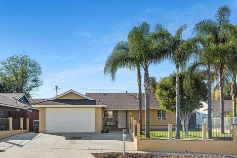 1738 Rush Avenue Vista CA 92084