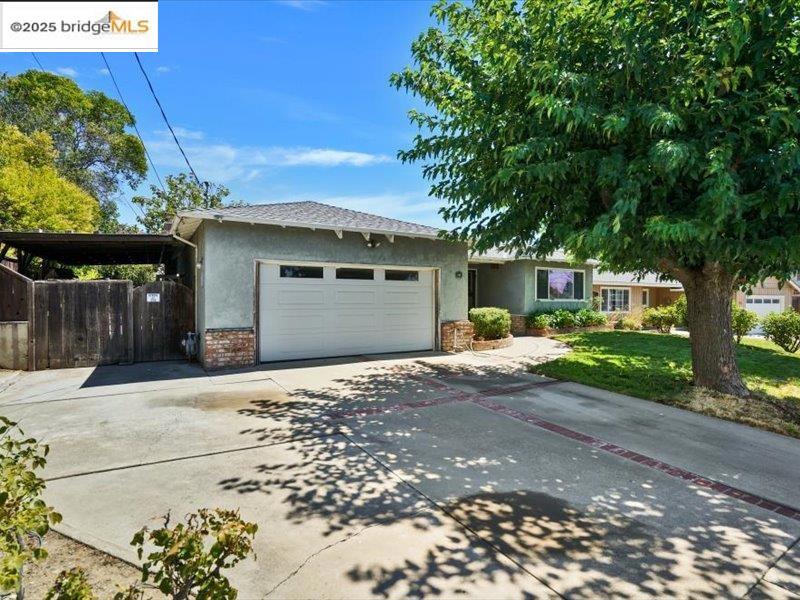 438 Harding Ave