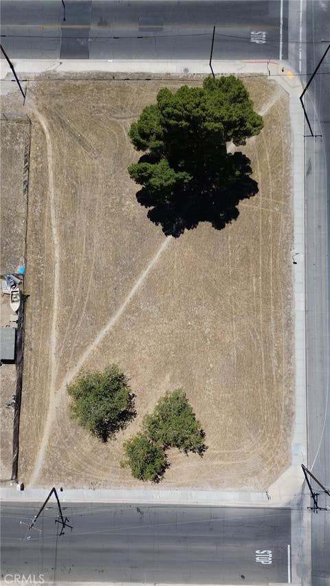 Photo of 467 S Hewitt St, San Jacinto, CA 92583 (MLS # SW26138431)