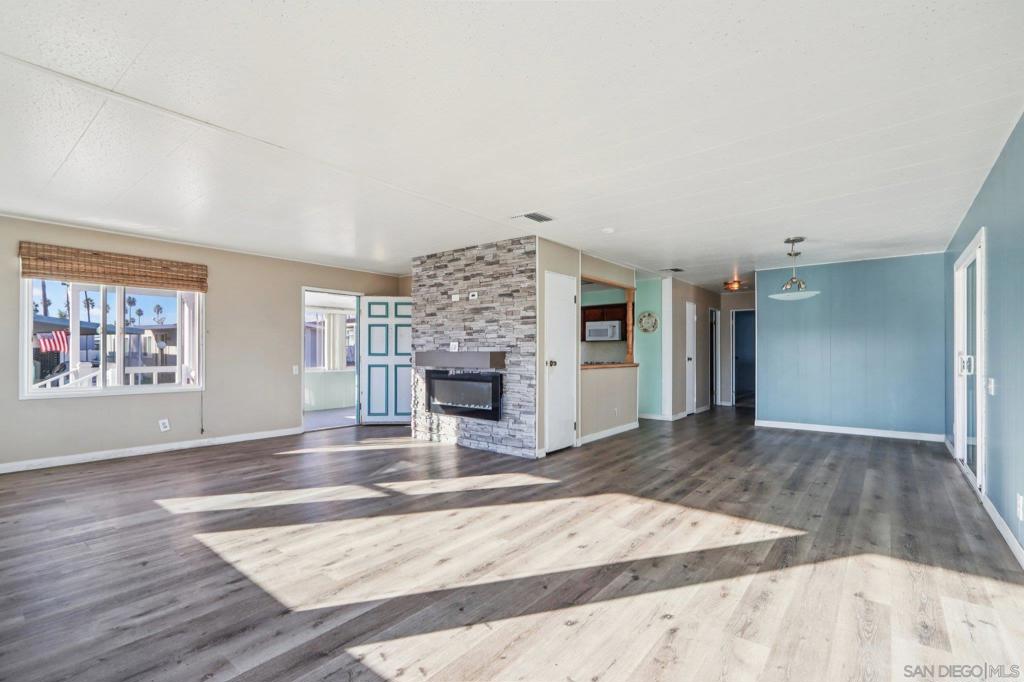 1215 Anchors Way Drive 135