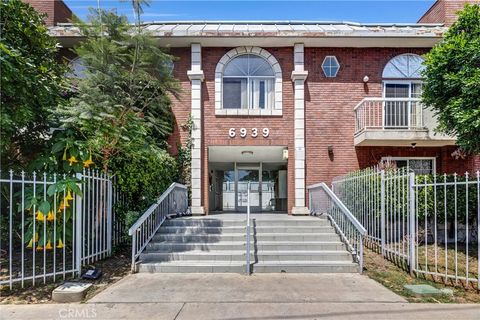 Photo of 6939 Alabama Avenue #105, Canoga Park, CA 91303 (MLS # SR25119728)