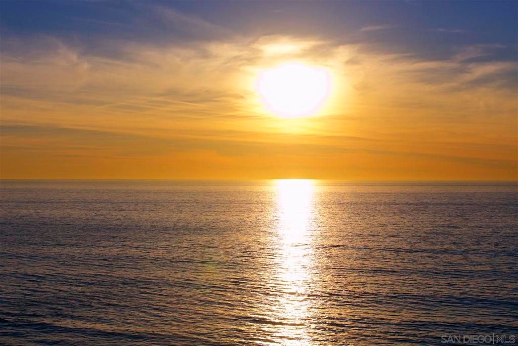 Photo of 190 Del Mar Shores Ter Ter #42, Solana Beach, CA 92075 (MLS # 250040732SD)