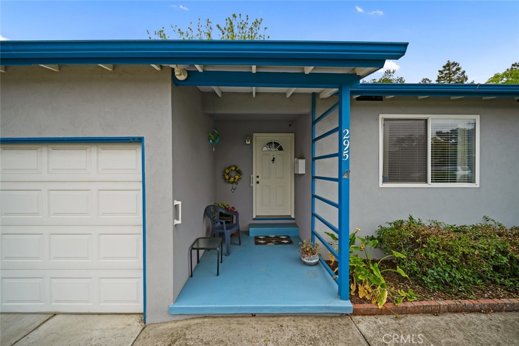 295 Cerro Romauldo Avenue