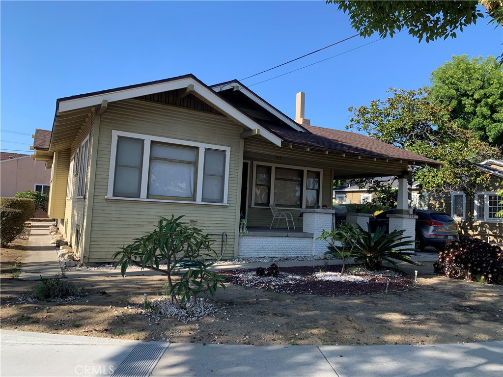 701 E Vernon