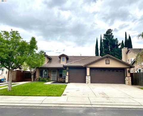 Photo of 3349 Gaswell Lane, Stockton, CA 95206 (MLS # 41132687)