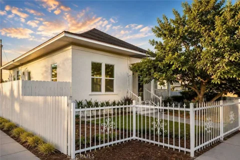 760 S Elm St, Pomona, CA 91766 - MLS#: OC26174065