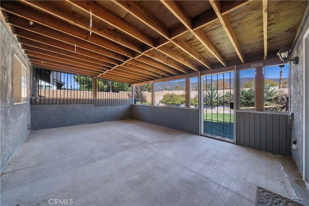 1486 Creekside