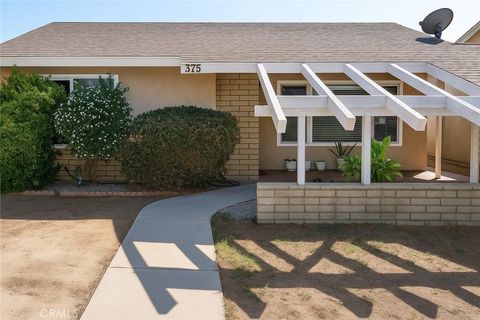 375 Magnolia Cir Hemet CA 92543