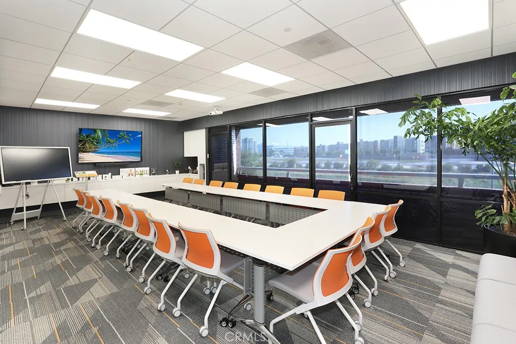 Irvine, California 92614, United States, ,Commercial,Active,126429