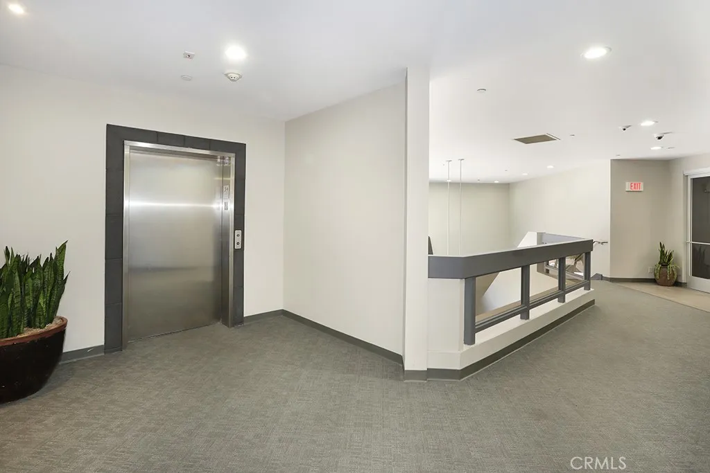 Irvine, California 92614, United States, ,Commercial,Active,126429