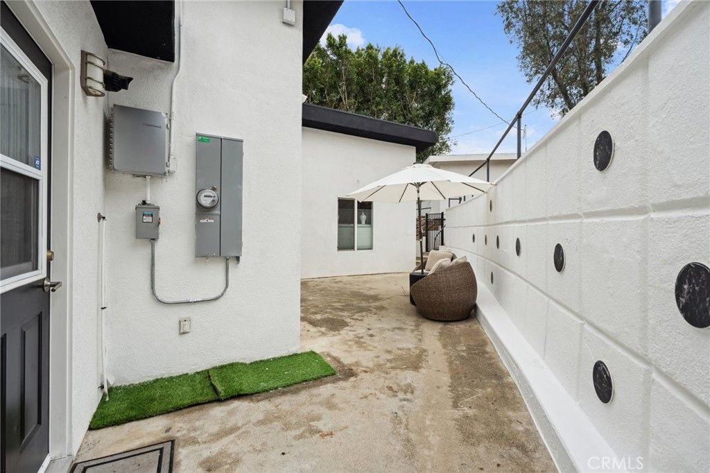 listing image 130724738237019085749