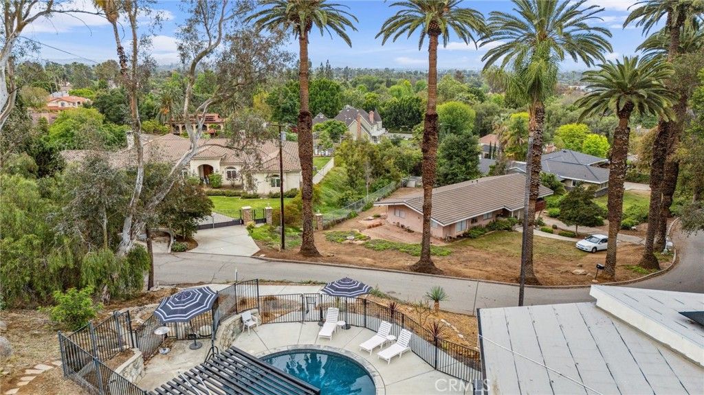listing image 130728866308081703071