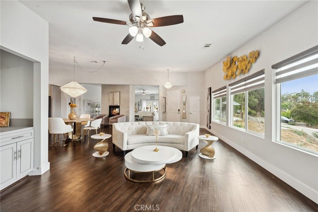 listing image 130723114689505001757