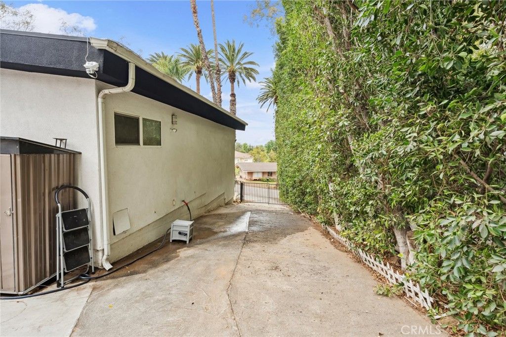 listing image 130720151552890565918