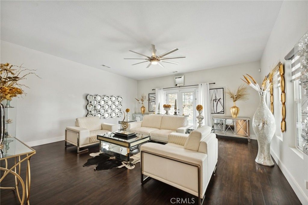 listing image 130723411172672145162