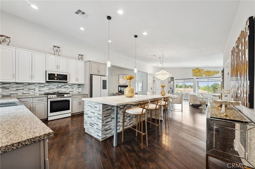 listing image 130724025236034865955