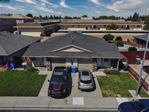 Photo of 1485 Eastwood Avenue Ave, Manteca, CA 95336 (MLS # 41116353) Photo of 1485 Eastwood Avenue Ave, Manteca, CA 95336 (MLS # 41116353)