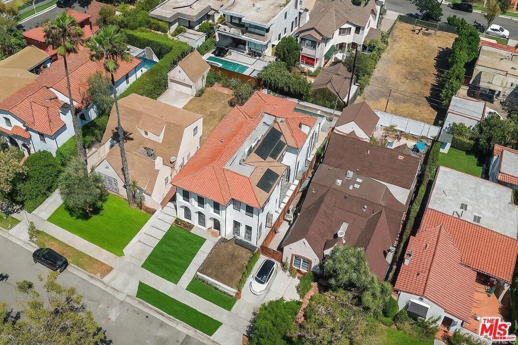 Experience modern luxury in the heart of Beverly Hills at 160 N Stanley Drive. This brand new construction offers 5 spacious bedrooms and 5 designer bathrooms, thoughtfully crafted with today’s lifestyle in mind. From soaring ceilings to sleek custom cabinetry and top of the line finishes, every detail exudes contemporary elegance. The open concept floor plan seamlessly connects the living, dining, and chef’s kitchen areas, ideal for both entertaining and everyday living. Offers a private backyard, perfect for alfresco dining or relaxing under the California sun. Located just minutes from Rodeo Drive, world class shopping, fine dining, and top rated Beverly Hills schools, this is a rare opportunity to own a modern home in one of L.A.’s most prestigious neighborhoods. public photos may be enhanced with A.I.