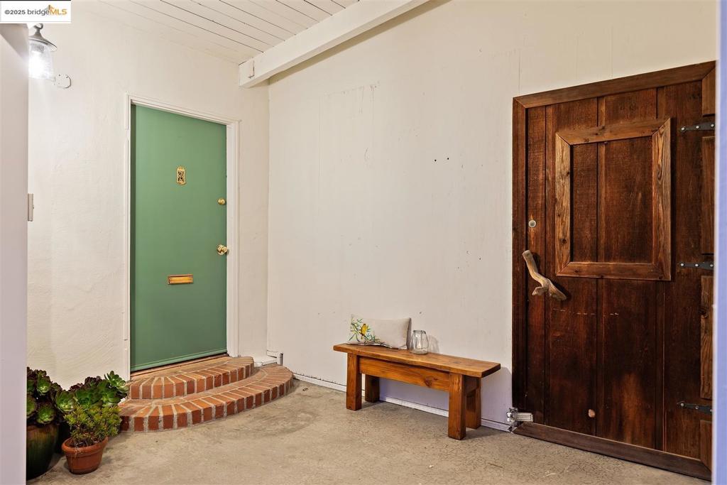 Properties 4 2871 Stephen Dr