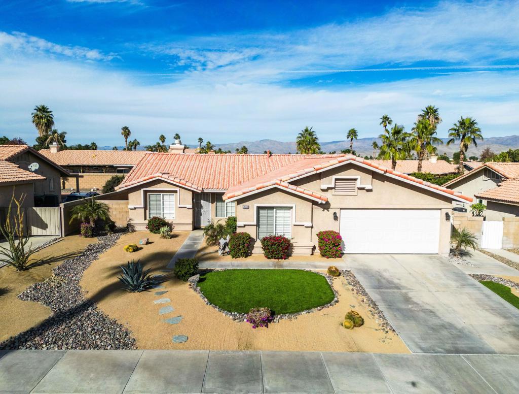 La Quinta Del Rey - Residential