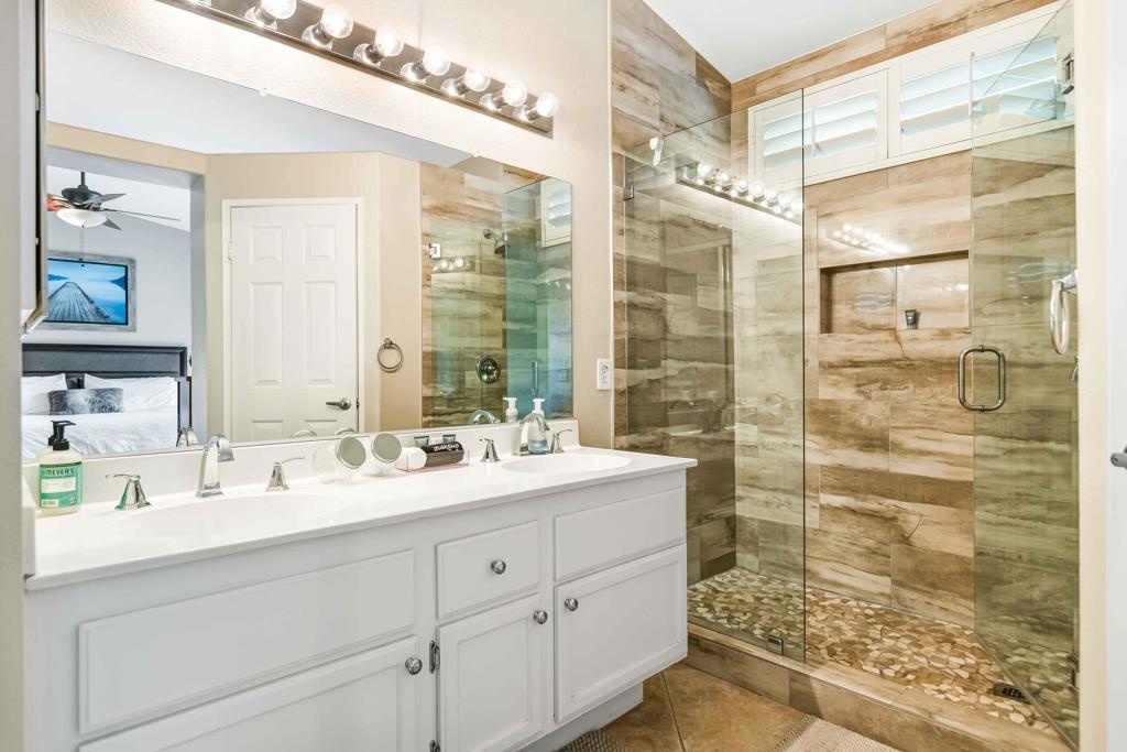 La Quinta Del Rey - Residential