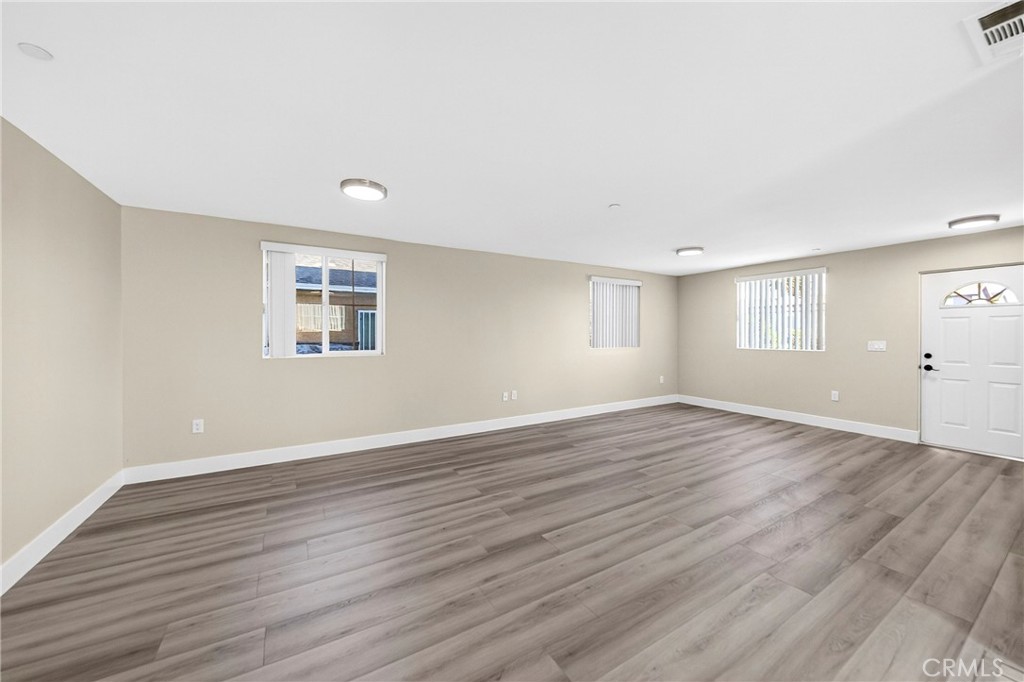 8711 Mckinley Place