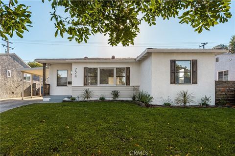 Photo of 724 S Taylor Avenue, Montebello, CA 90640 (MLS # WS26037994)