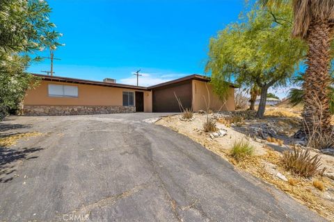 Photo of 12880 Acacia Avenue, Desert Hot Springs, CA 92240 (MLS # SR26115667)