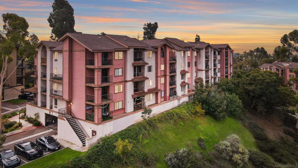 This remodeled College Grove condo is a corner/end unit with multiple balconies that overlook the city of San Diego making it one of the most sought after units in the Sunrise Point complex! It comes with 2 tandem parking spots, a community spa, and storage. Inside the unit, you'll find new flooring, freshly painted walls, and stainless steel appliances in the kitchen. The layout consist of dual master-suits with an open concept kitchen and living room combination. Don't miss out on this opportunity to own a beautiful view condo in the heart of San Diego! Equipment: Dryer, Washer Sewer: Sewer Connected