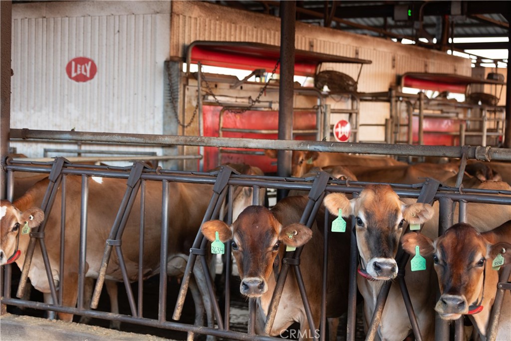 15453 E Monte Vista Ave.